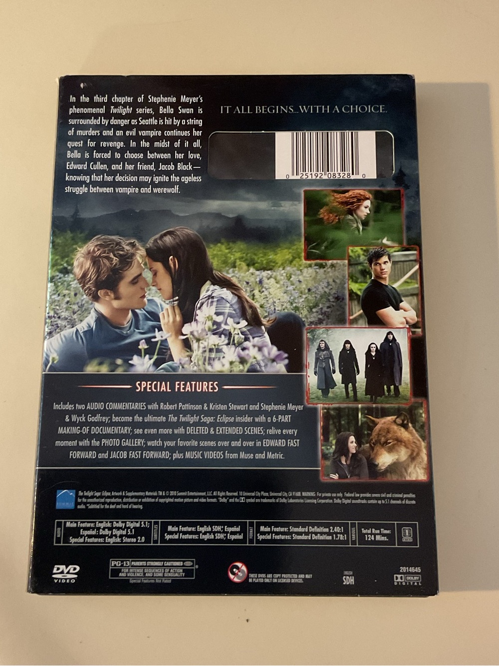 Twilight Saga 5 DVD Set: Twilight, New Moon, Eclipse, Breaking Dawn Parts 1 & 2 - Picture 11 of 17